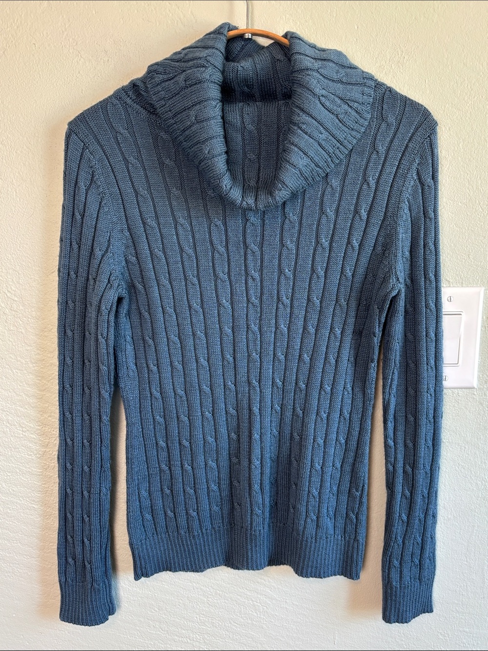 Bundle 2/$30! Ann Taylor Factory XS Teal Cable Knit Cowl Neck Sweater